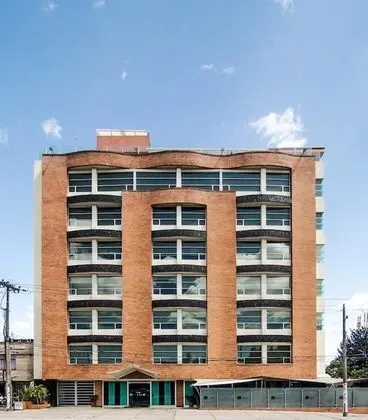 Hotel Parque 63 - 1