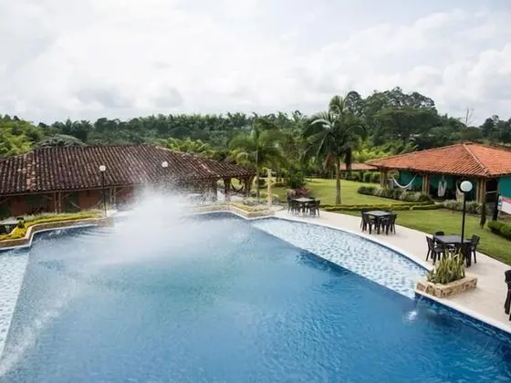 Hotel Parque Los Arrieros - Havuz