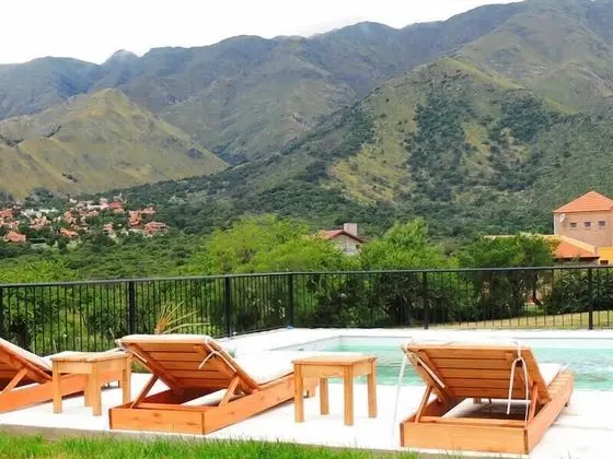 Parque Los Nogales Apart Hotel