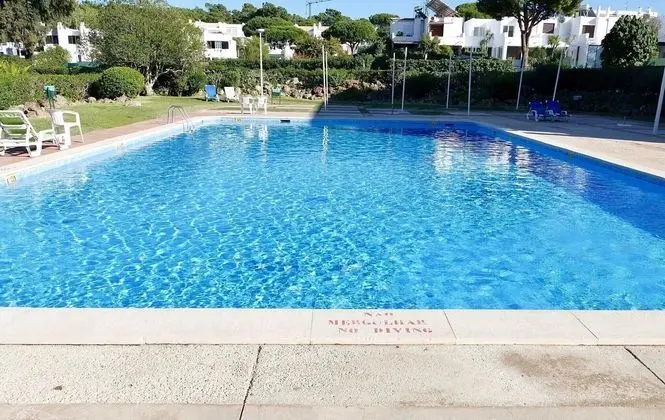 Parque Mourabel, Oásis Village, Pé do Lago - Havuz