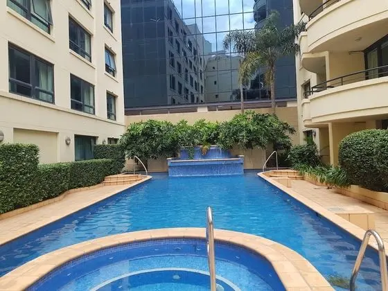 Parramatta Hotel in Mantra Building - Havuz