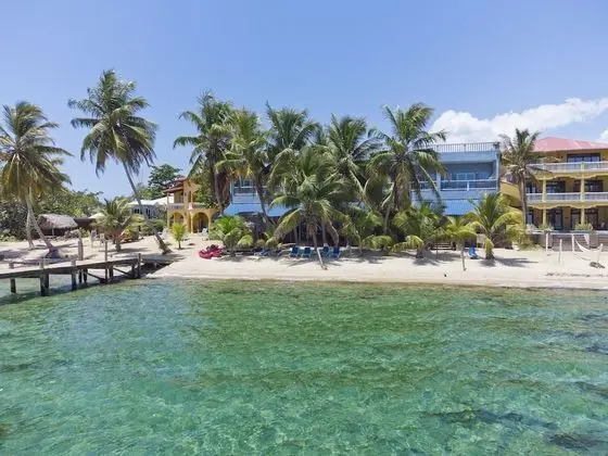 Parrot Cove Lodge