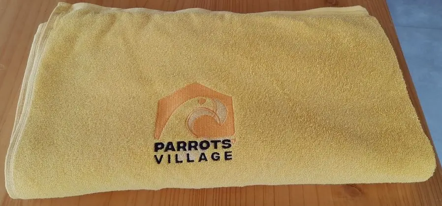 Parrots Village - Plaj