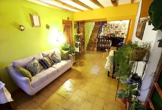 Parwa Guest House - Lobi