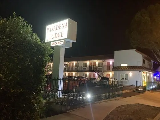 Pasadena Lodge - Dış Mekan