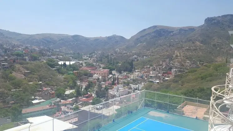 Hotel Paseo de la Presa
