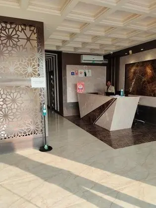 Passport Inn Hotel - Gateway to Comforts - Lobi