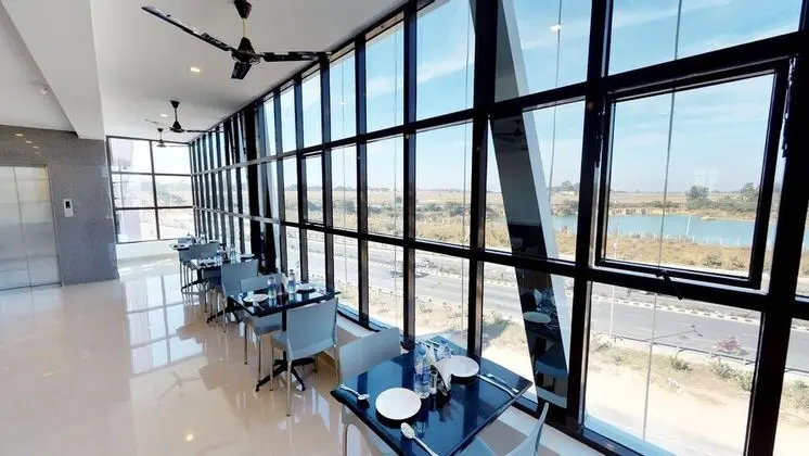 Passport Inn Hotel - Gateway to Comforts - Öne Çıkan Resim