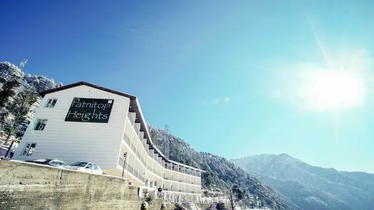 Hotel Patnitop Heights - Dış Mekan