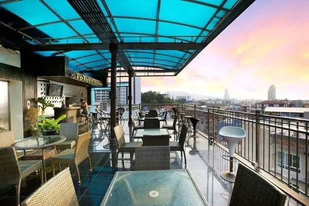 Patong Eyes Hotel