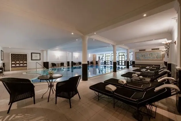 Patrick Hellmann Schlosshotel - Havuz