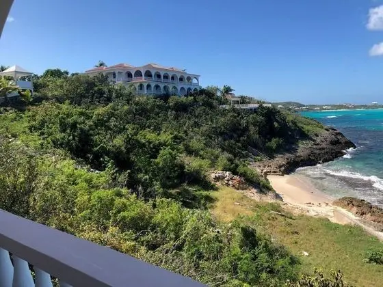 Patricks Bay Villa