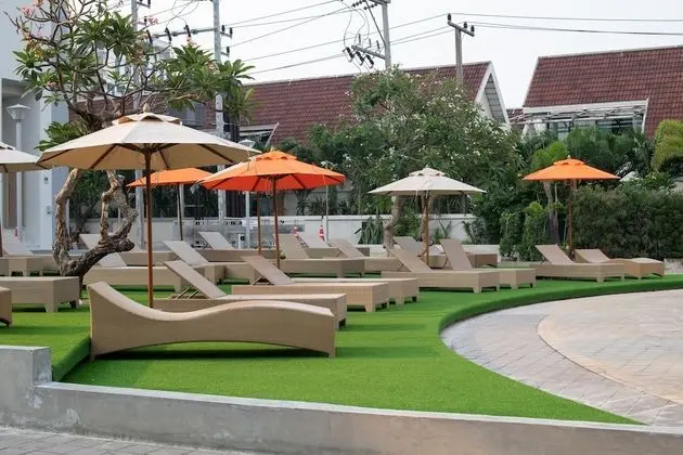 The Pattaya Discovery Beach Hotel Pattaya - Havuz