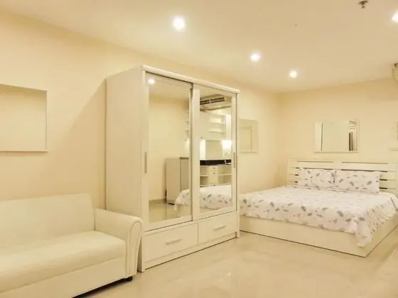 Pattaya Jomtien Holiday Apartments in Jomtien Beach Condominiums - Oda