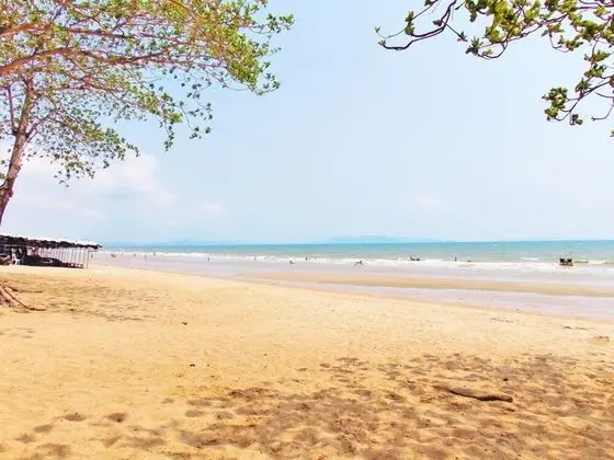 Pattaya Jomtien Holiday Apartments in Jomtien Beach Condominiums - Plaj