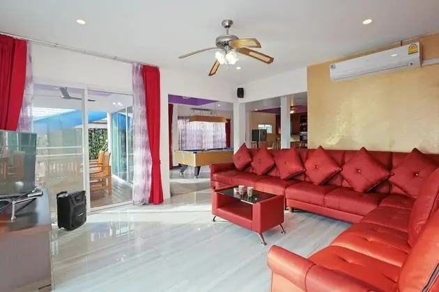 Pattaya Pool Villa - Lobi