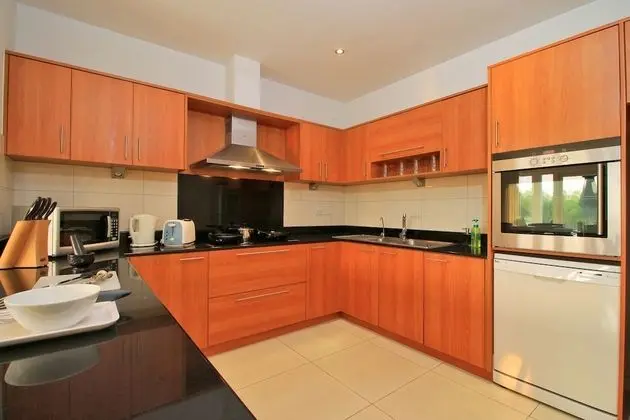 Pattaya Sunset Villa 4 Bedroom Sleeps 8 - Mutfak