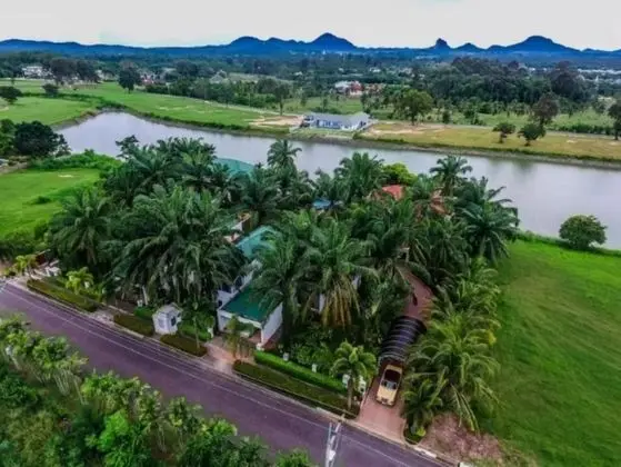 Pattaya YueHu Phoenix Deluxe Villa 5room - Dış Mekan