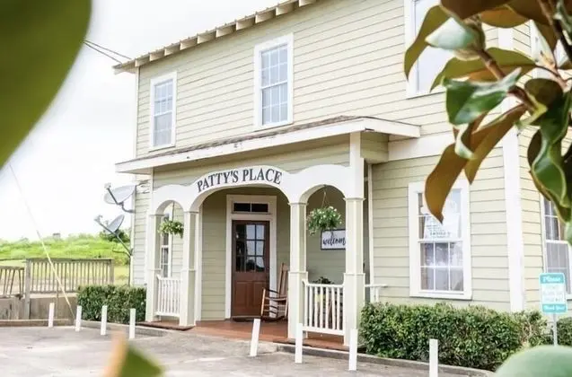 Patty's Place - 1
