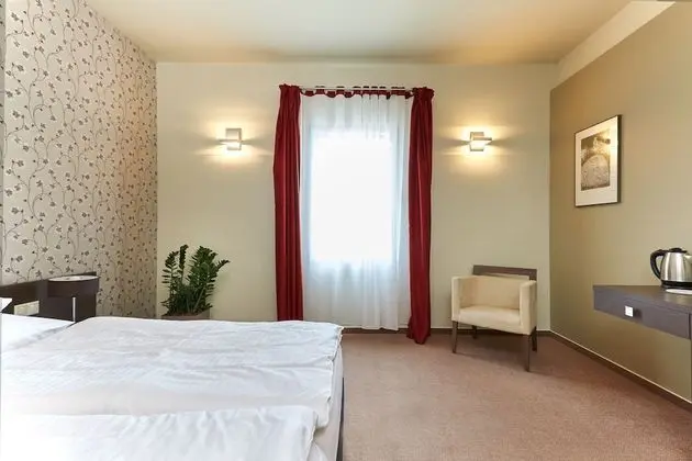 Villa Patzay Borhotel - Oda