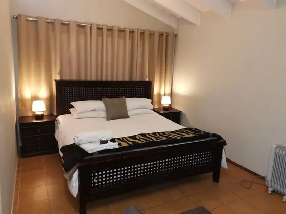 Paulshof Guesthouse - Oda