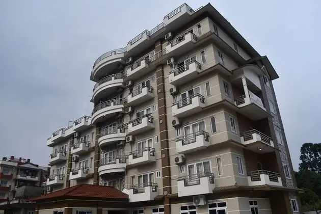 Hotel Pauwa Pokhara - Dış Mekan