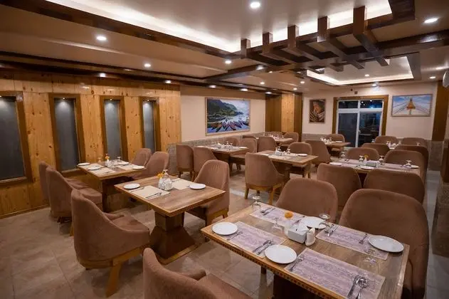 Hotel Pauwa Pokhara - Yerinde Yemek