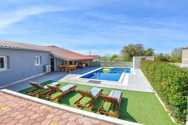 Villa Pave