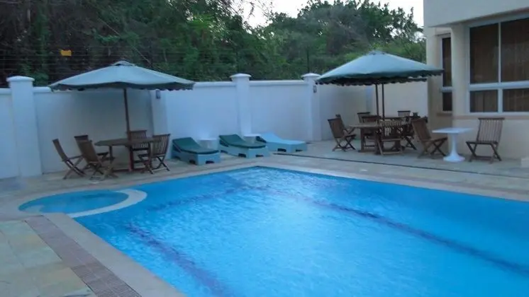 Pavilion Holiday Resort - Havuz