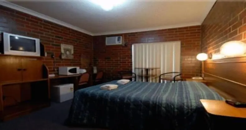 PAVLOS MOTEL