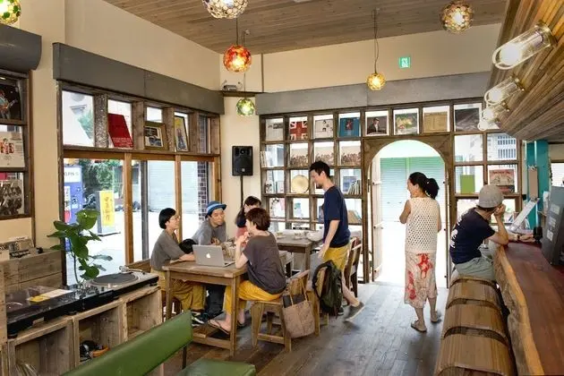 The Pax Hostel, Cafe & Records - Yerinde Yemek