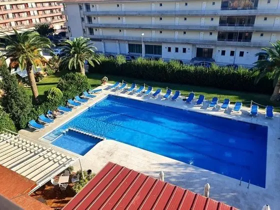 Payet Apartments 6-8 Personas - Havuz