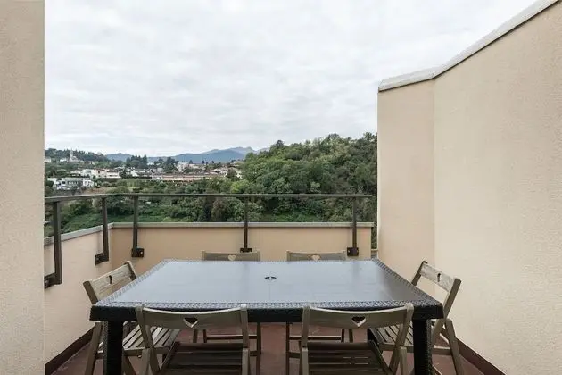 Pazzallo Apartments