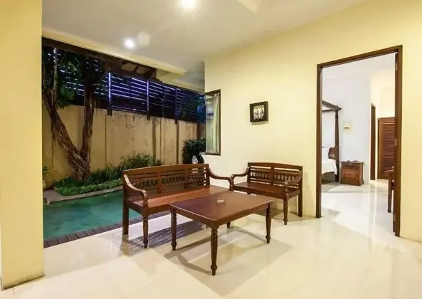 PB - Villa 5 - 4BR · 4-BR Private Pool Villa Walk to Seminyak Beach - İç Mekan