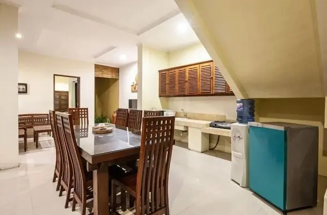 PB - 7BR - V5 & V1 7BR Private Pool Villa, Walk to Seminyak Beach - Mutfak
