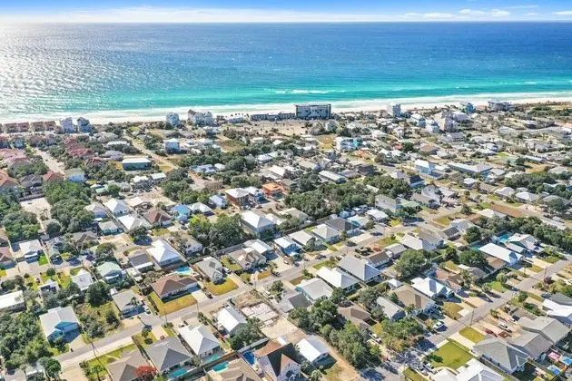 PCB Beach House - Sea Jam by PHG