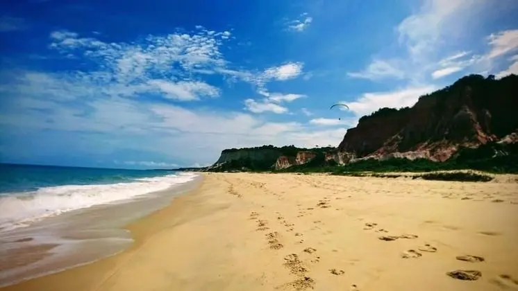 Pé na Areia - Öne Çıkan Resim