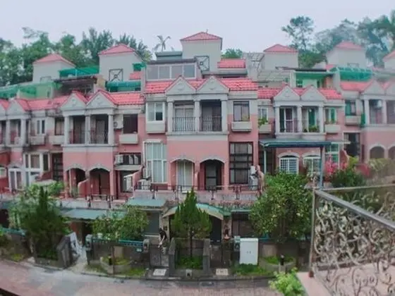 Peace Art Villa