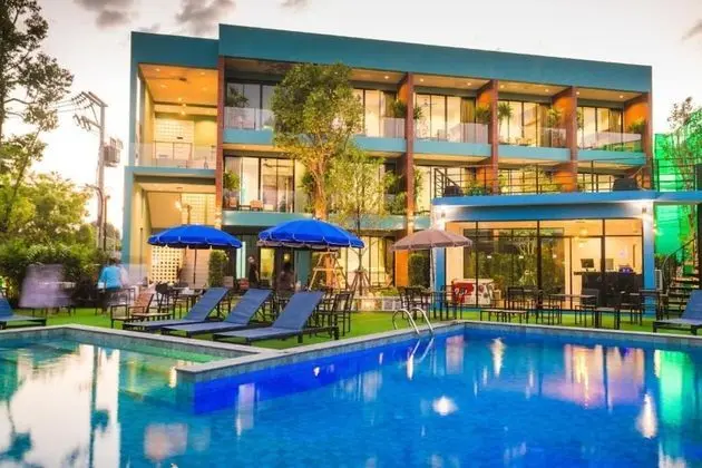 Peace Blue Naiharn Naturist Resort Phuket - Havuz