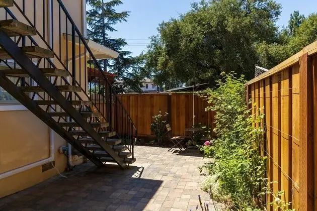 Peaceful 1-bedroom in South Bay - Dış Mekan