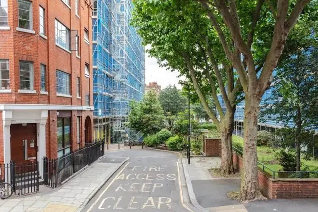 Peaceful 2 Bedroom Apartment in Central London - Dış Mekan