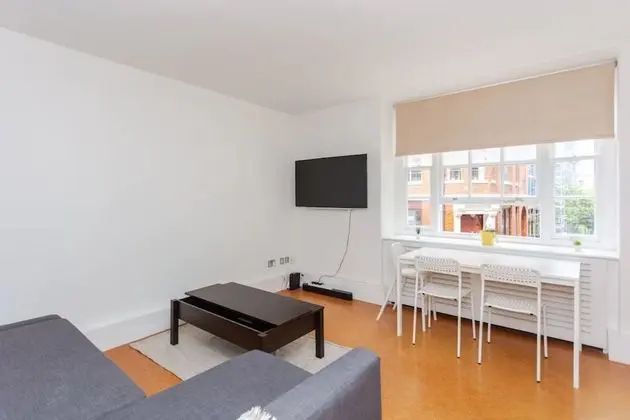 Peaceful 2 Bedroom Apartment in Central London - Oda Düzeni