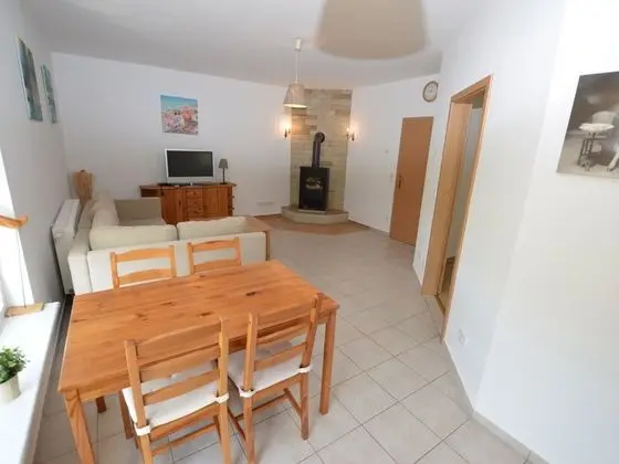 Peaceful Apartment in Bohemian With Private Terrace - Yerinde Yemek