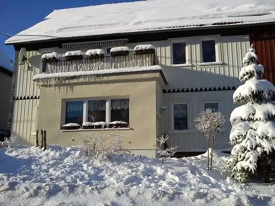Peaceful Apartment in Hüttenrode near Braunlage Ski Area - Dış Mekan