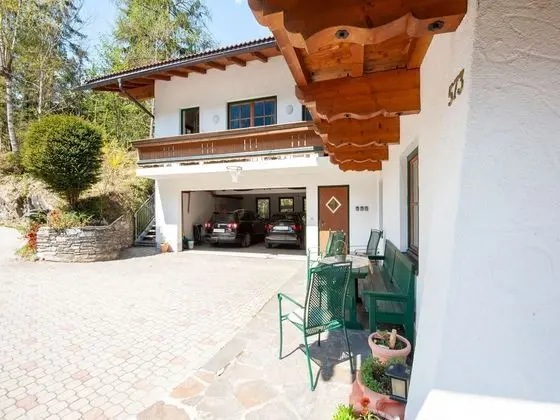 Peaceful Apartment in Mayrhofen With Terrace - Dış Mekan