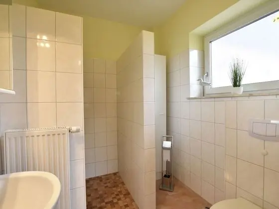 Peaceful Apartment in Zierow With Terrace - Banyo Tipleri