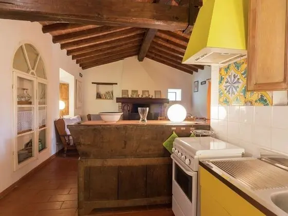Peaceful Chalet With Private Pool - Mutfak