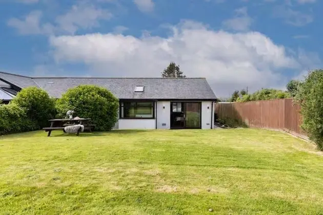 Peaceful Cornwall Retreat With Secure Garden - Dış Mekan
