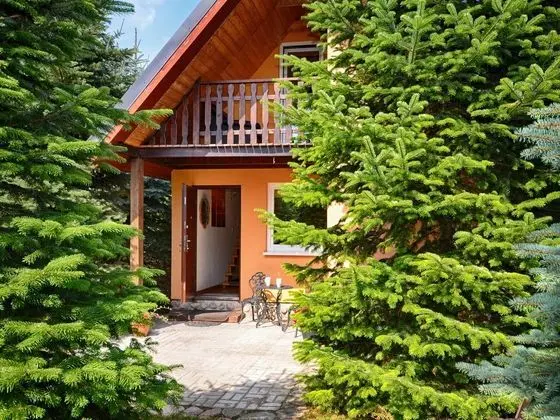 Peaceful Holiday Home in Domaslawice With Swimming Pool - Dış Mekan