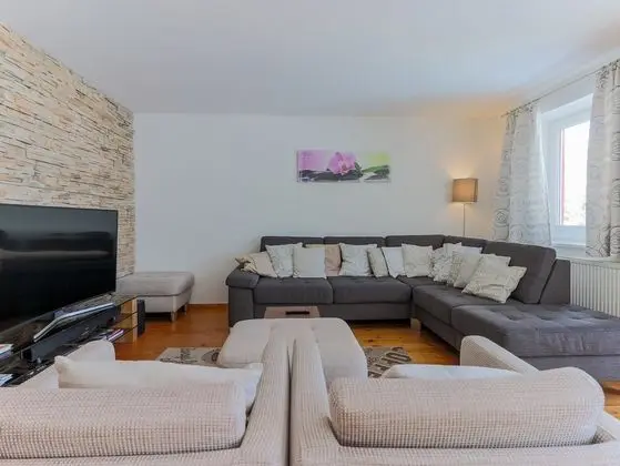 Peaceful Holiday Home in Krimml Salzburg With Sauna - Öne Çıkan Resim